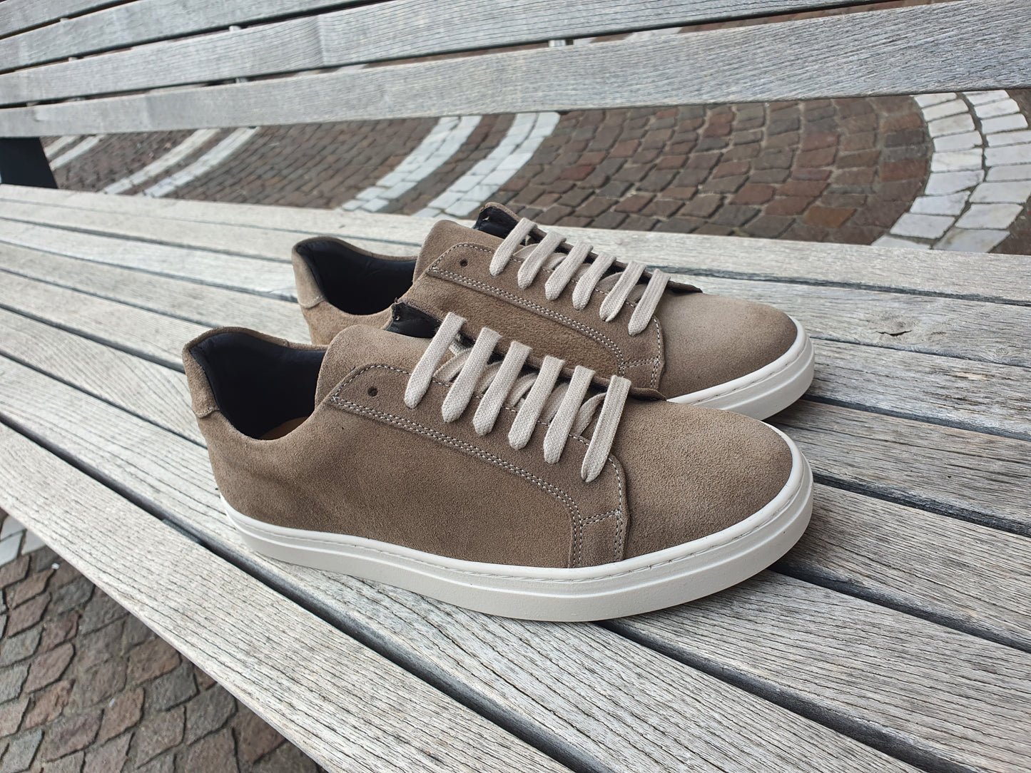 Sneaker Cozy